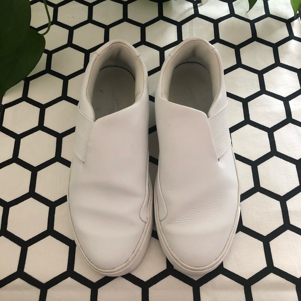 Nike Blazer City Ease slip on shoes